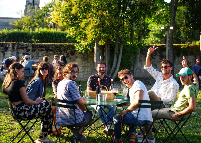 lescordeliers-fete-famille.jpg